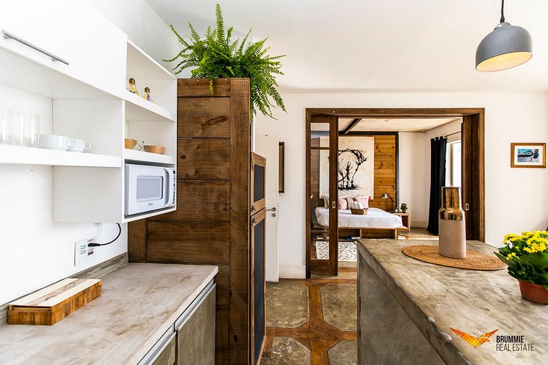 Art-Deco Inspired Mansion in Copacabana