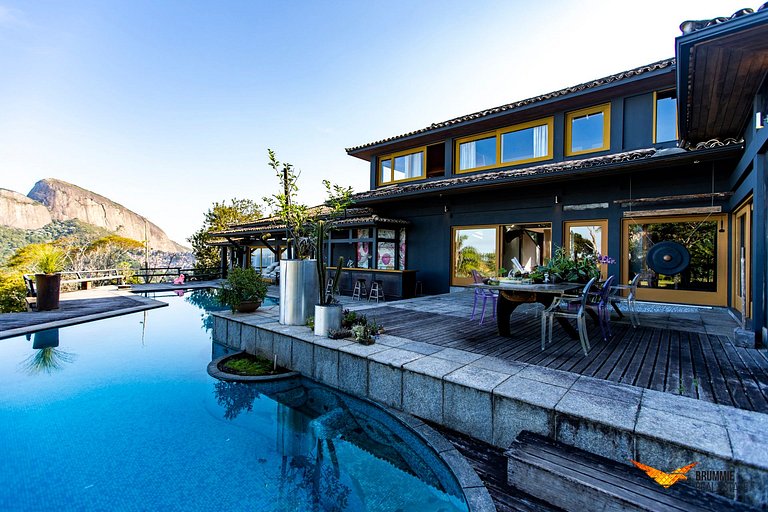 Beautiful Colonial House