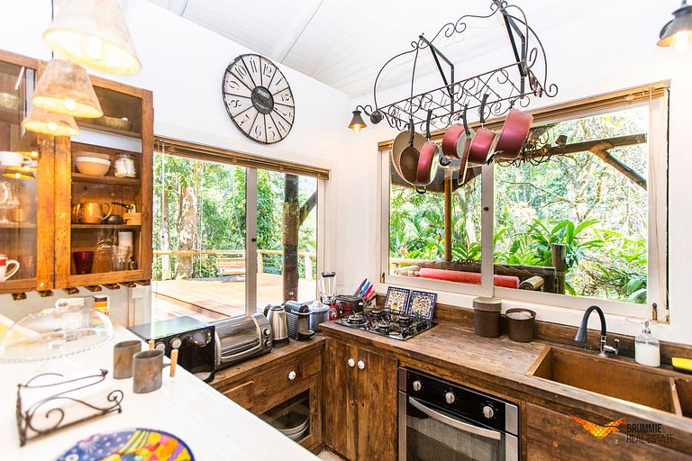 Linda Casa na Floresta da Gávea