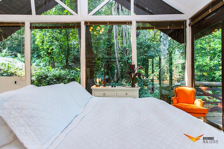 Linda Casa na Floresta da Gávea