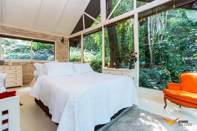 Linda Casa na Floresta da Gávea