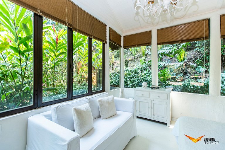 Linda Casa na Floresta da Gávea