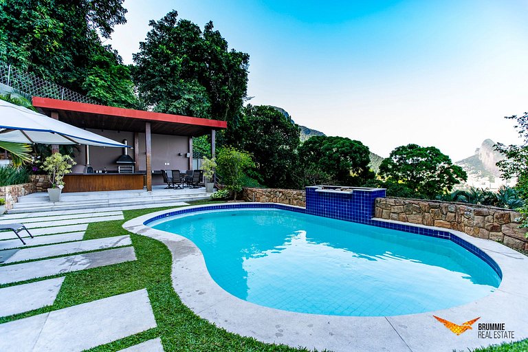 Deslumbrante Mansão em São Conrado