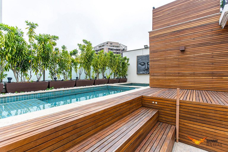 Belissima Cobertura Triplex no Leblon