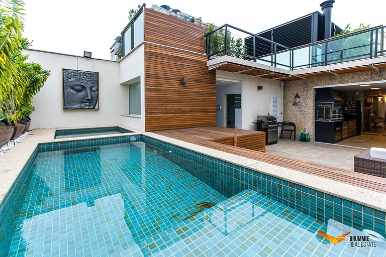 Belissima Cobertura Triplex no Leblon