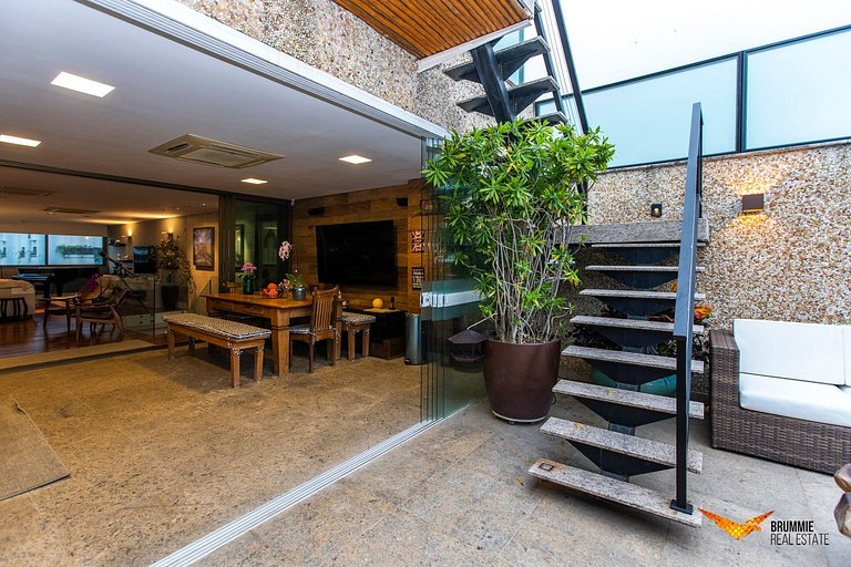 Belissima Cobertura Triplex no Leblon