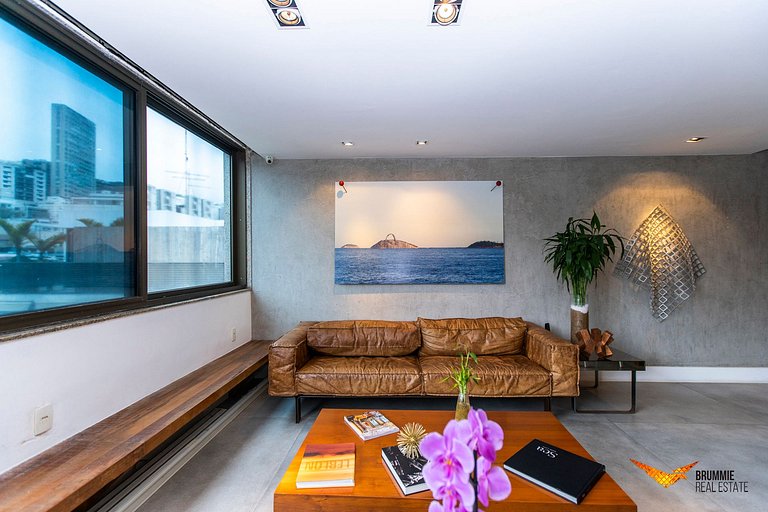 Belissima Cobertura Triplex no Leblon