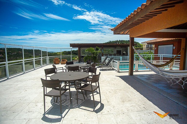 Exclusive House with Stunning Ocean Views in Búzios