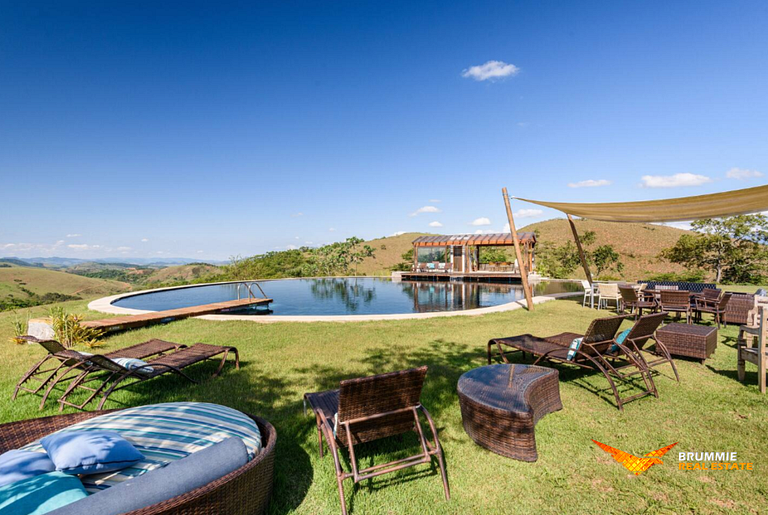 Paradise Ranch in the Mountains