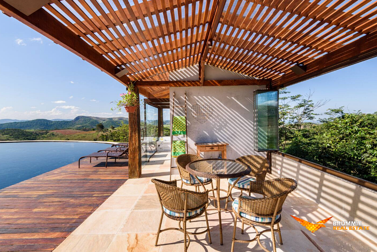 Sitio Paradisíaco na Serra