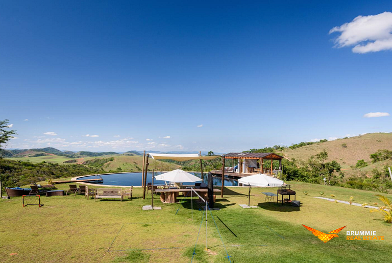 Paradise Ranch in the Mountains