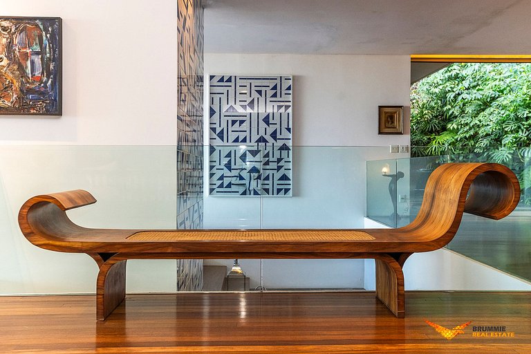 Mansão em Estilo Eclético no Jardim Botânico