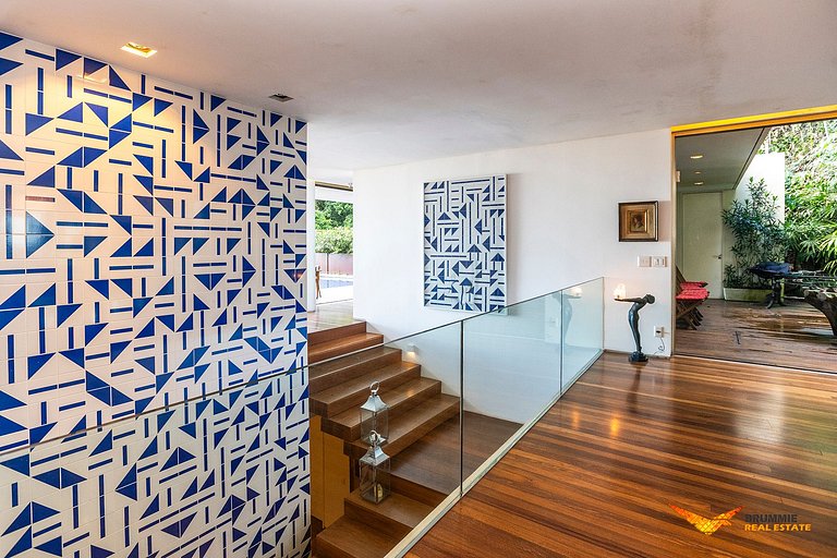 Mansão em Estilo Eclético no Jardim Botânico
