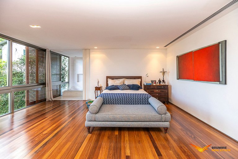 Mansão em Estilo Eclético no Jardim Botânico
